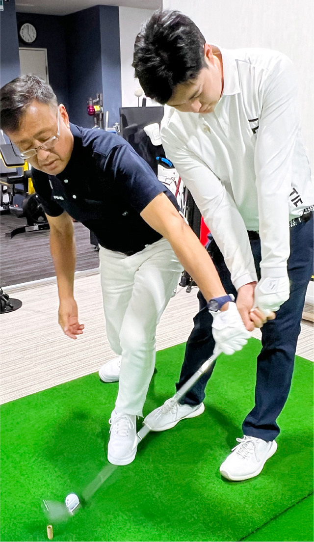 TSPGAツアープレーヤー竹山泰典が教える インドアゴルフスタジオ